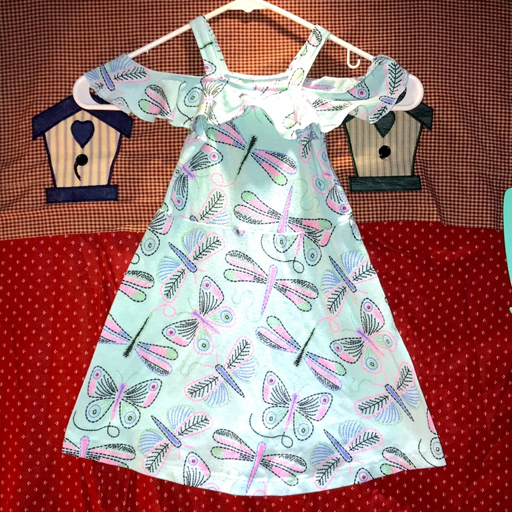 Girls dress